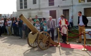 Old Battle Cannon