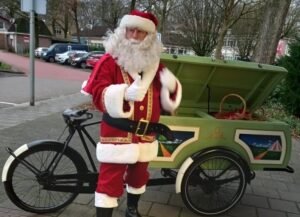 Uitdeelkerstman met bakfiets